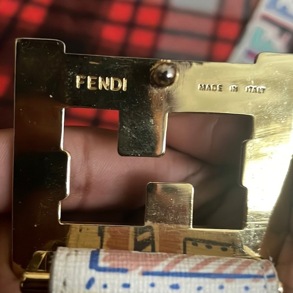 FENDI belt come get it I don’t want it anymore - Picture 2 of 3